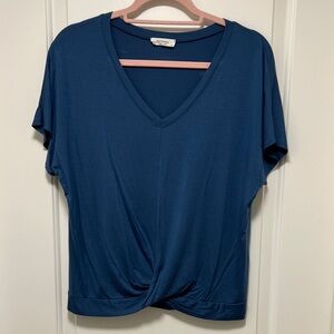 Vibe Navy V-Neck Short Sleeve Tee